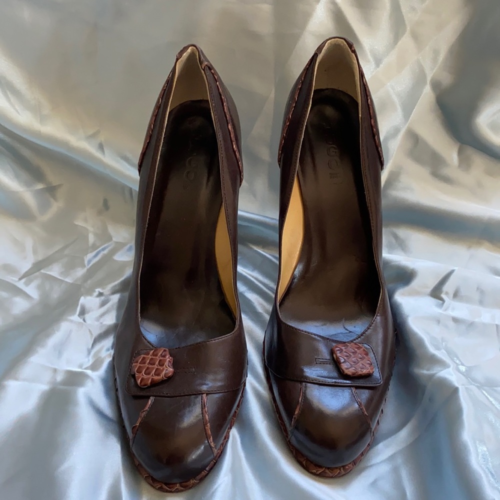 Hugo Boss Brown Leather Pumps